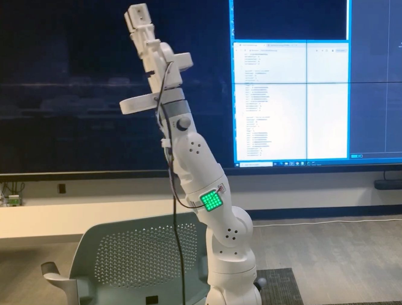 An image named anl_tele-robotics.png