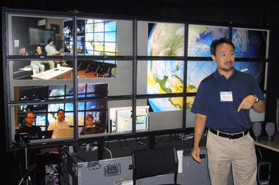 EVL Director Jason Leigh: SAGE Visualcasting with a Calit2 OptIPortal