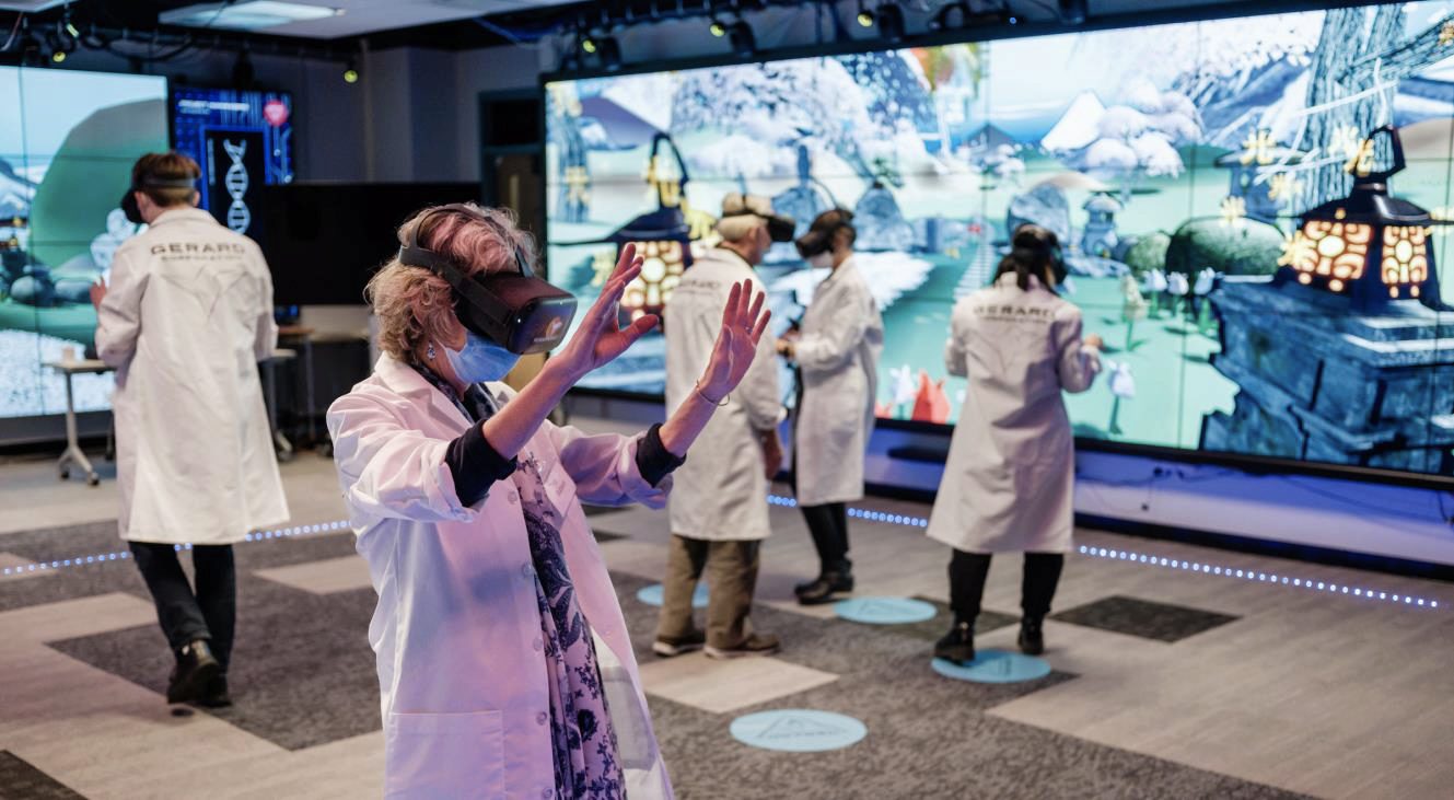 “Hummingbird” being performed at EVL during pilot performances summer of 2021